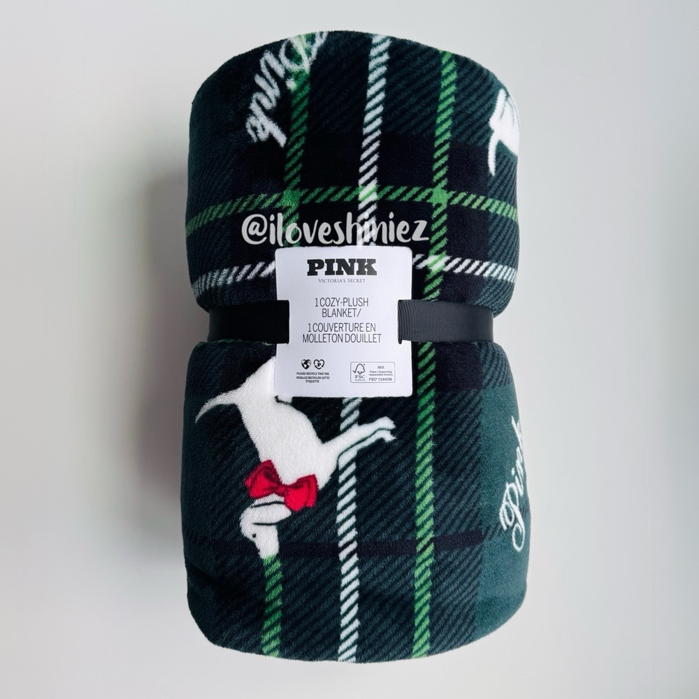 •Victoria's Secret PINK• Cozy Logo Sherpa Blanket OS